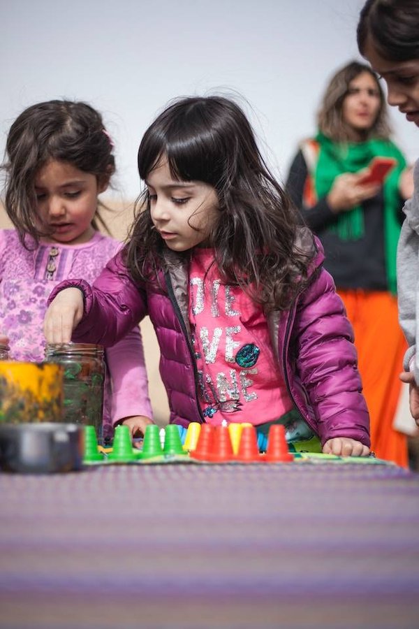 Quels sont les principes de base de l'apprentissage ludique pour les enfants ?