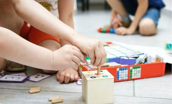 5 jeux de société éducatifs pour apprendre en jouant en famille